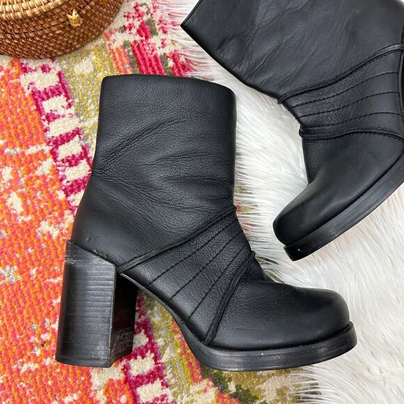 Amazing Vintage Y2K 2000s Candies Black Chunky Platform Leather Heeled Boots 9 - Picture 3 of 11
